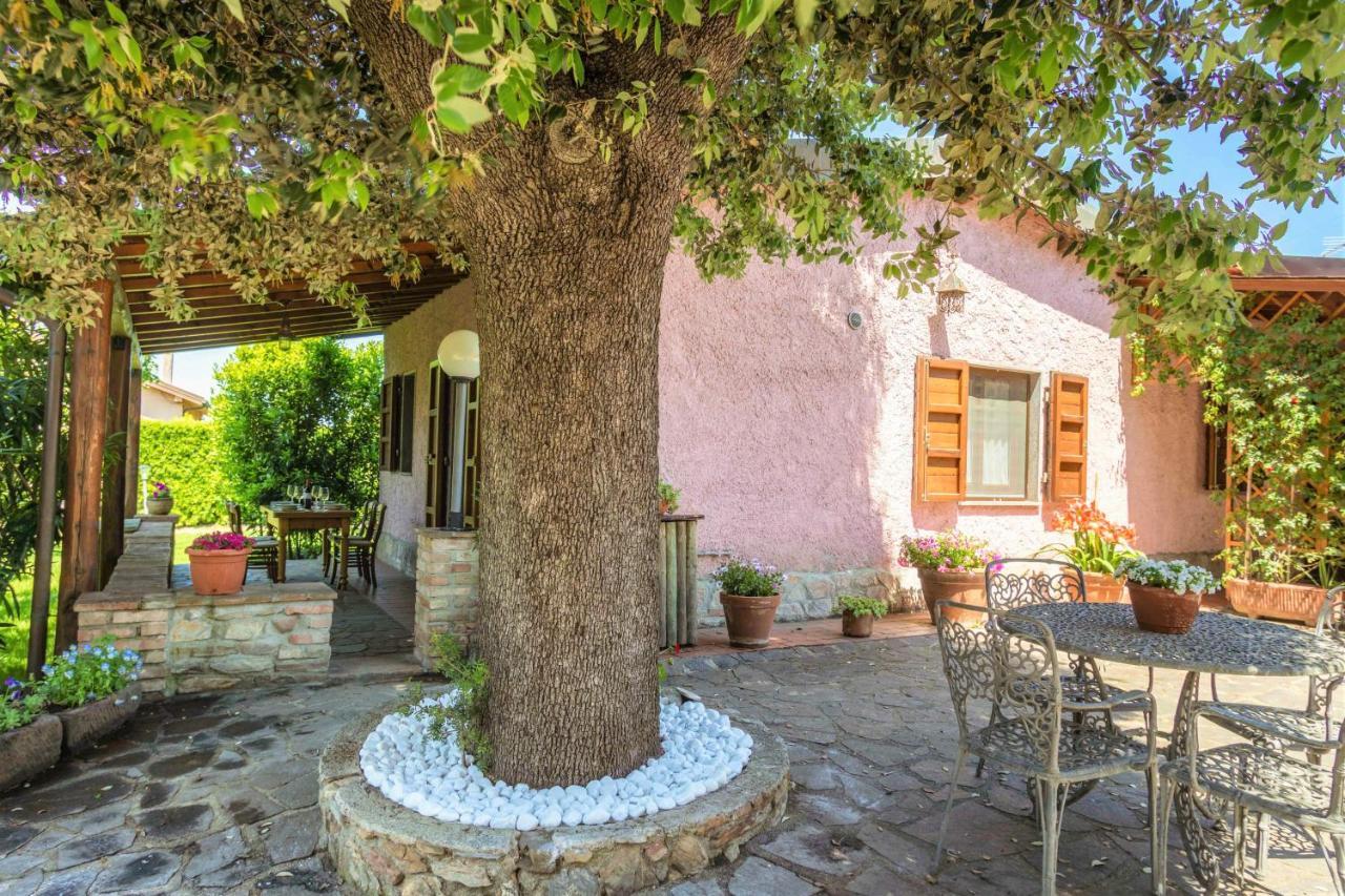 Hostly - Country House Donoratico - Only For Families Eksteriør billede